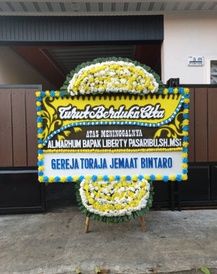 Papan Bunga Duka di Nokilalaki